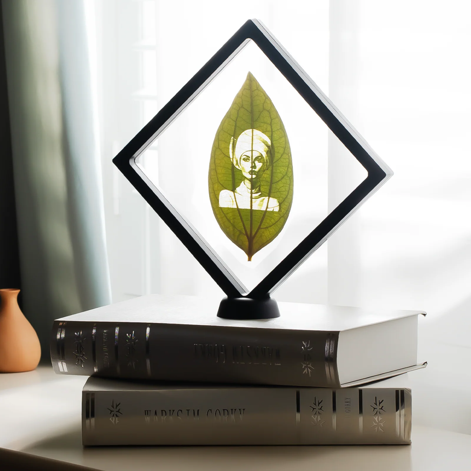 Black Floating Frame with Stand (2pcs) 7" x 7" - Image 6