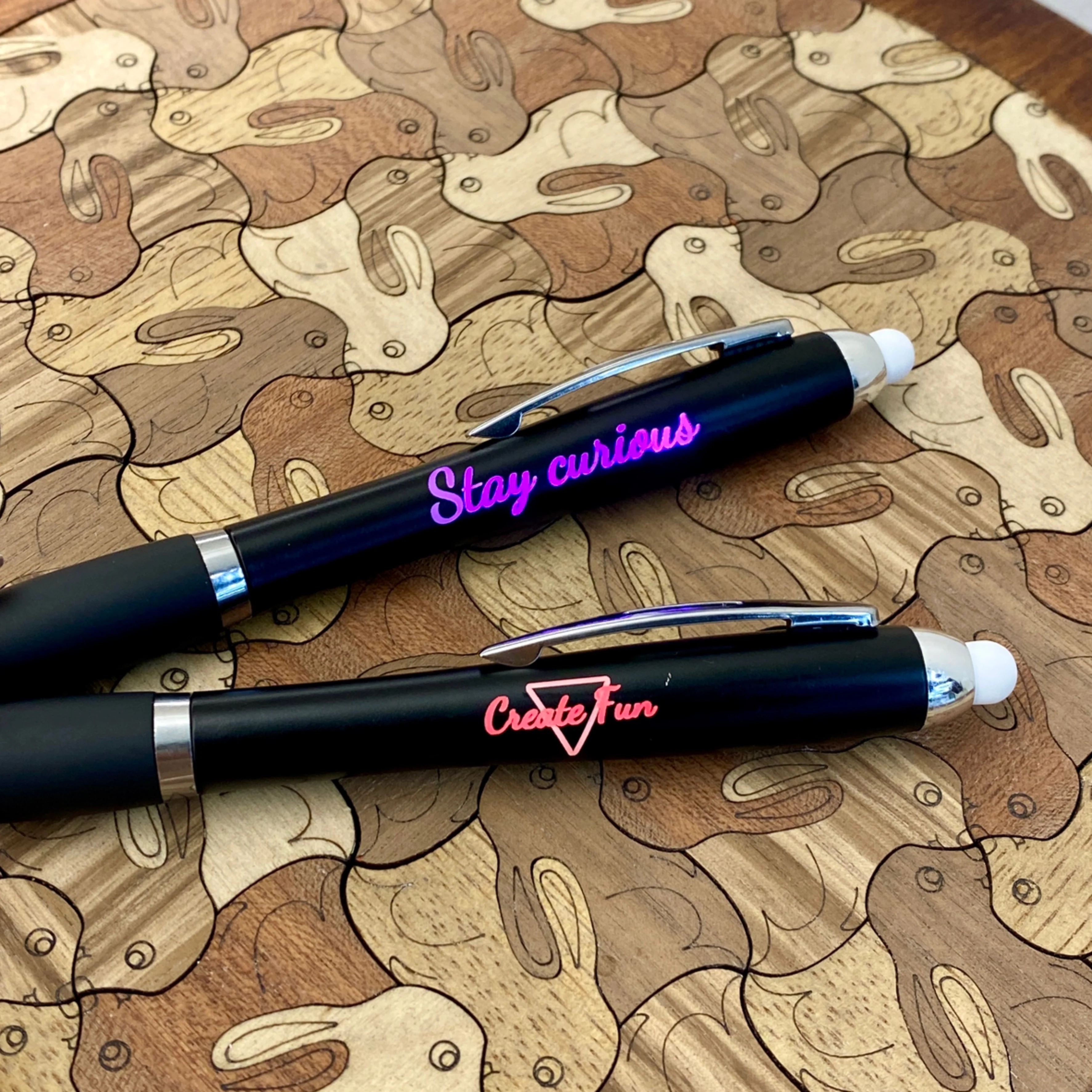 Black Stylus Ballpoint Pens with Multicolored LED Lights (10pcs) - Image 7